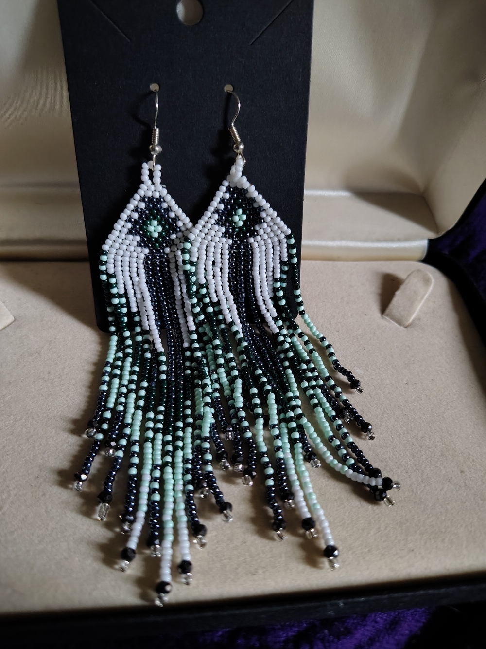 🚨 New Handmade Seed Bead Fringe Dangle Earrings Black Mint 🚨